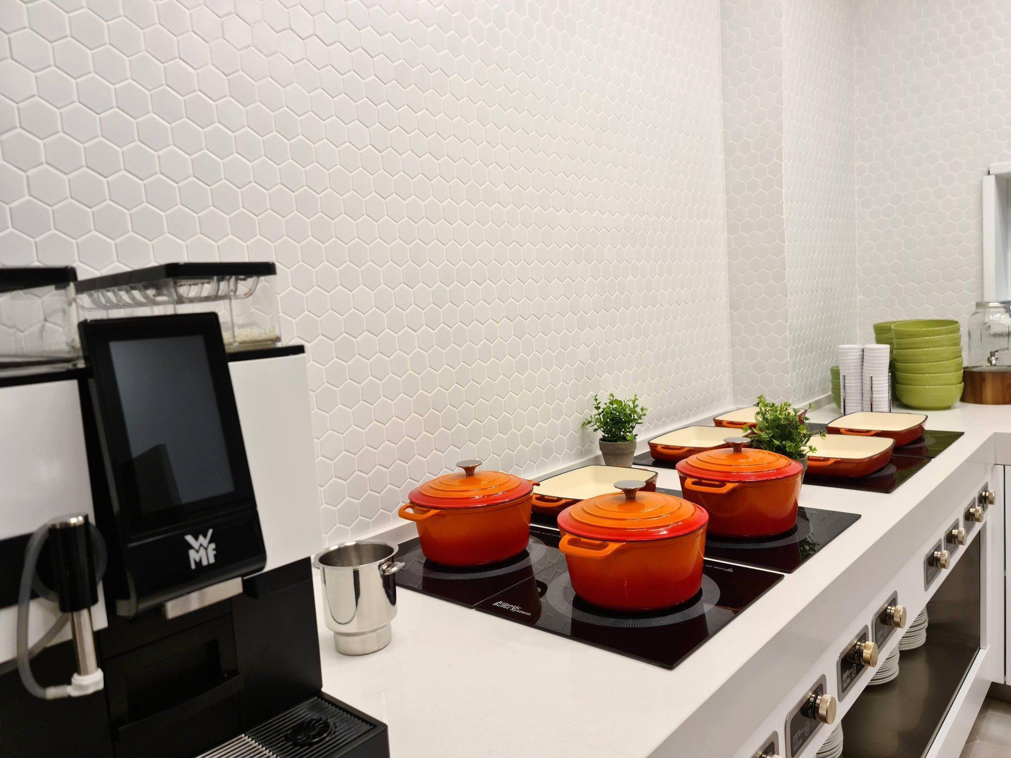 Holiday Inn Bucharest - Times, An Ihg Hotel المظهر الخارجي الصورة