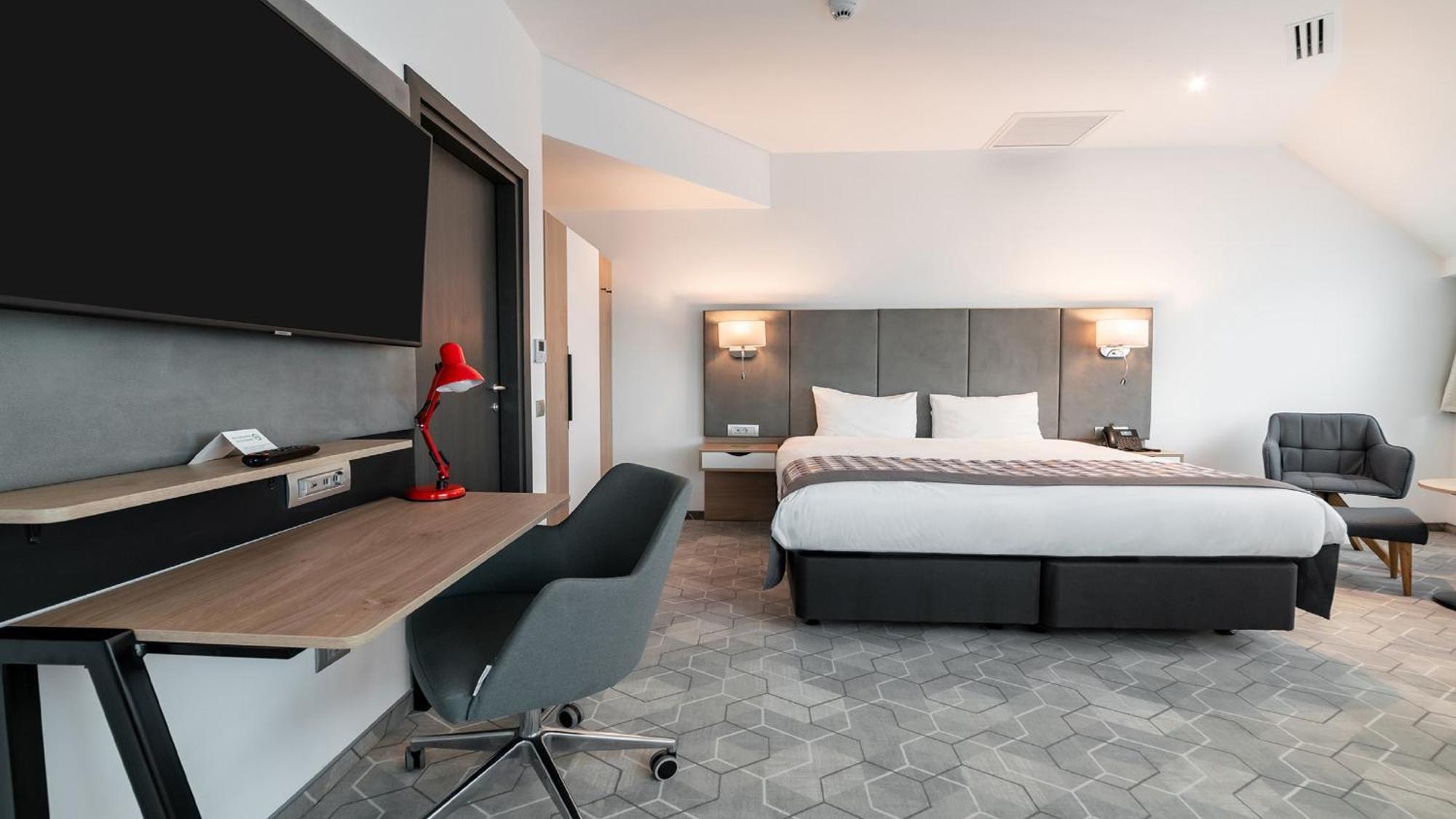 Holiday Inn Bucharest - Times, An Ihg Hotel المظهر الخارجي الصورة